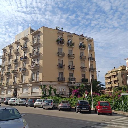 Boedo Apartments Cagliari Esterno foto