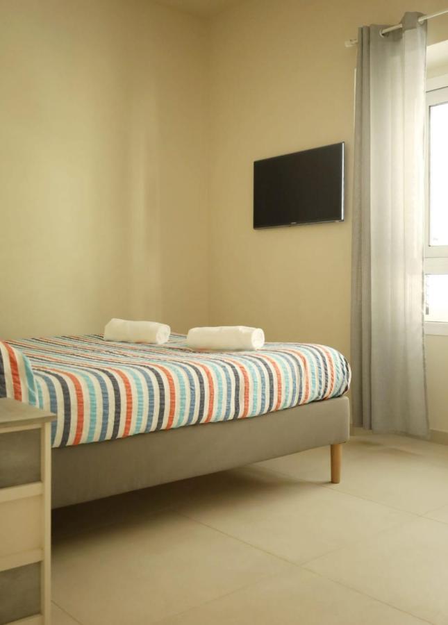 Boedo Apartments Cagliari Esterno foto